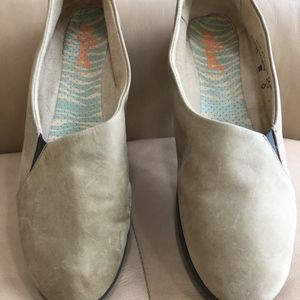 SOFTINOS by FLY LONDON Womens Wedge